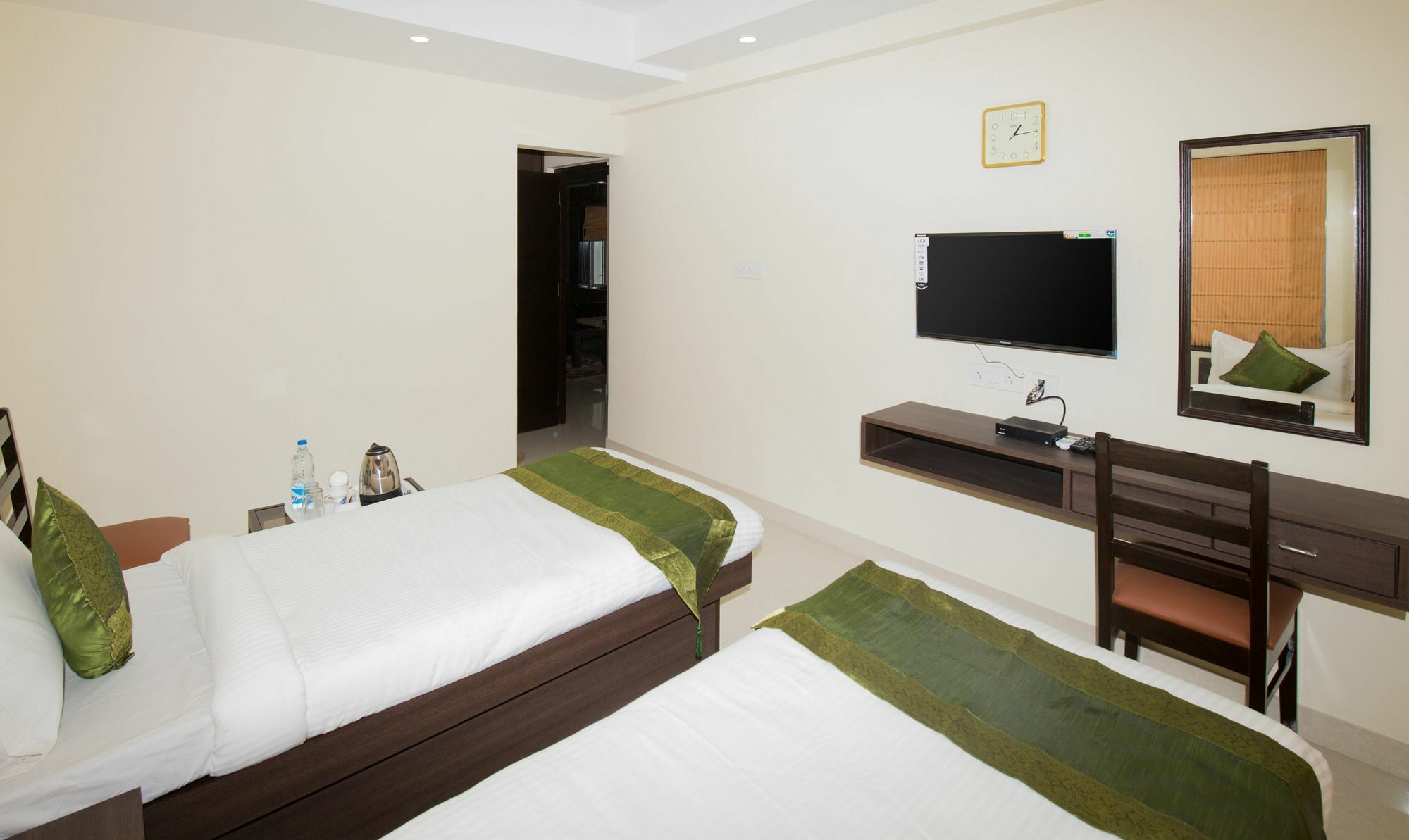 Treebo Trend Newtown Classic Kolkata Exterior photo