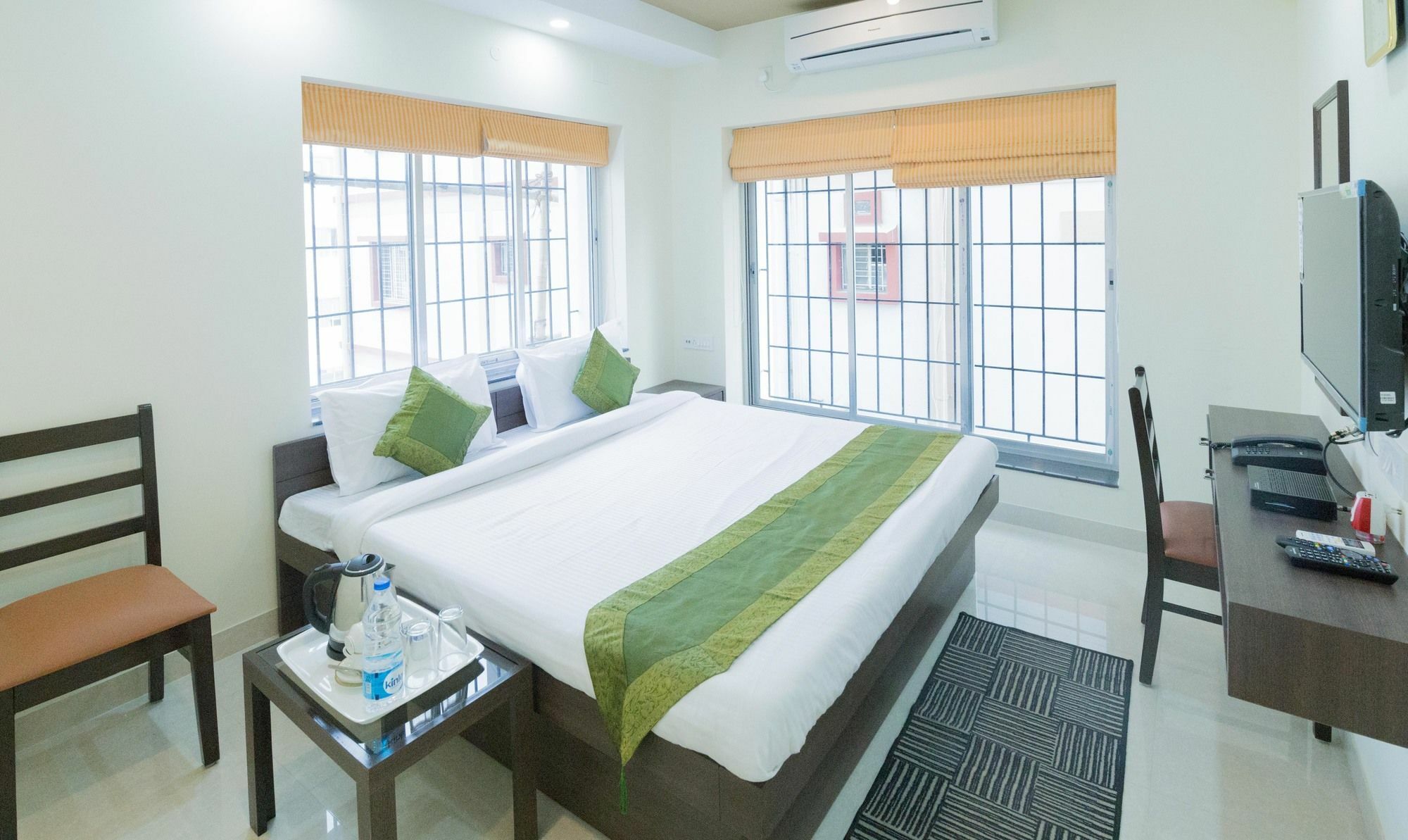 Treebo Trend Newtown Classic Kolkata Exterior photo